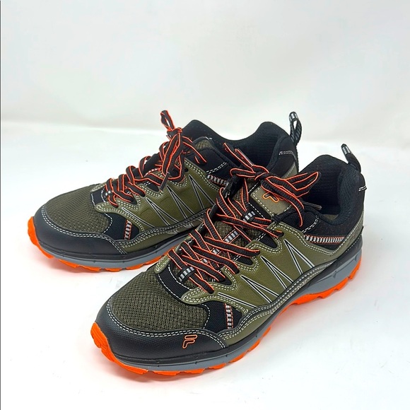 Fila Trail shoes Size 9-9 1/2 - Picture 1 of 8
